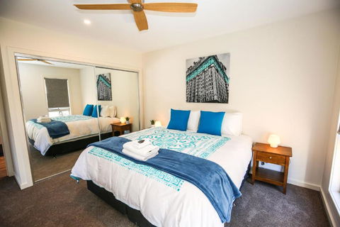 Amber Mist Villa One - eAccommodation 2