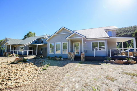 Amber Mist Villa One - eAccommodation 5