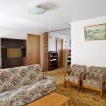 RETRO RETREAT INLET SIDE - eAccommodation 0