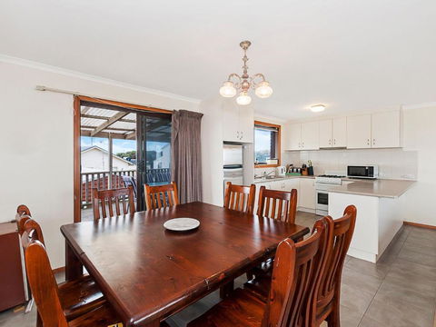 AMBIENCE By THE SEA - eAccommodation 4