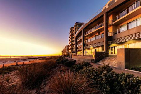 Apartments At 16 Holdfast - eAccommodation 0