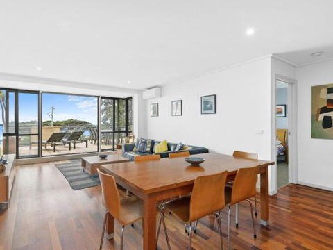 APARTMENT 10 PACIFIC APARTMENTS FREE WIFI! - eAccommodation 1