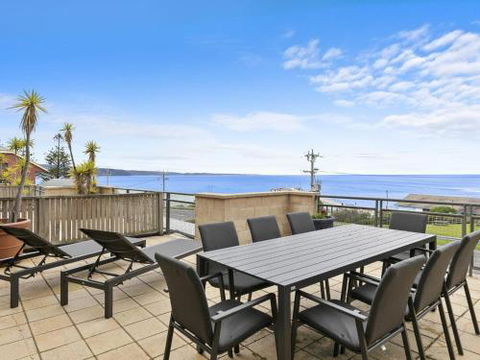 APARTMENT 10 PACIFIC APARTMENTS FREE WIFI! - eAccommodation 3