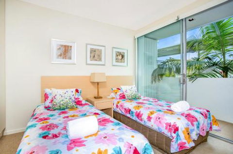 Unit 207 Plantation Rainbow Beach Ocean Facing Plantation Resort Unit Incredible Views Top Floor - eAccommodation 6