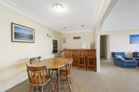 La Mer 19 Dulconghi Street - eAccommodation 4