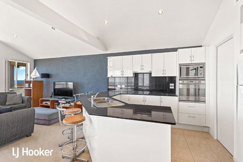 Absolute Waterfront At Anna Bay - eAccommodation 1