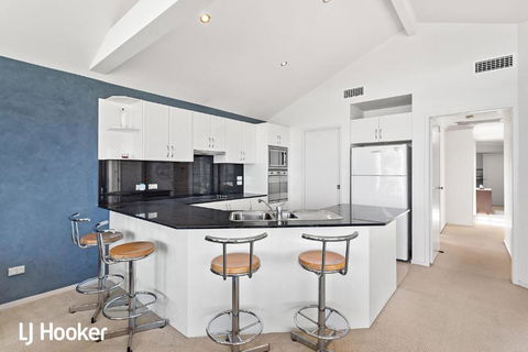 Absolute Waterfront At Anna Bay - eAccommodation 4
