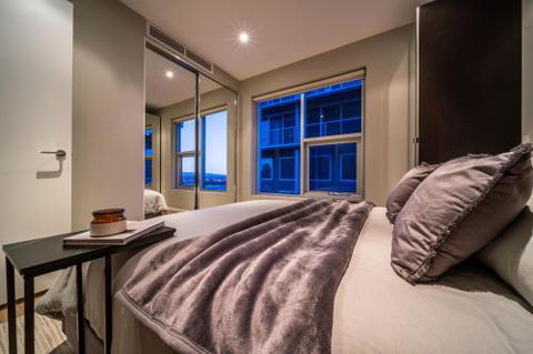 Above The Square On Hindmarsh Pool Gym Carpark - eAccommodation 4