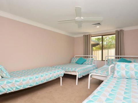 Fishing Point Shores - eAccommodation 6