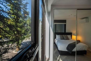 Accommodate Canberra Midnight Apartments - eAccommodation 3