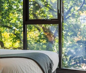 Accommodate Canberra Midnight Apartments - eAccommodation 4