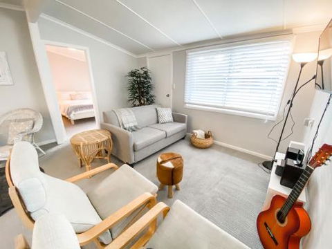 Frangipani Cottage - eAccommodation 0