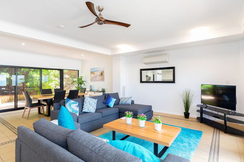 Absolute Airlie Airlie Beach - eAccommodation 1
