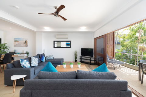 Absolute Airlie Airlie Beach - eAccommodation 0