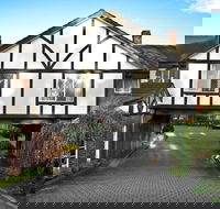 Elizabethan Lodge - eAccommodation