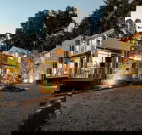 Hepburn Spa Retreat - eAccommodation