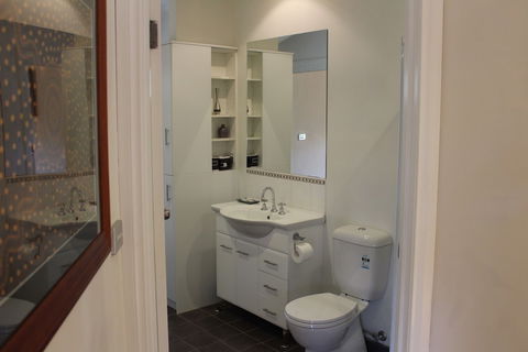 Australian Home Away At Wonga Park Brushy Creek - eAccommodation 5