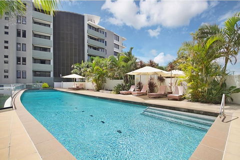 Ambience On Burleigh Beach - eAccommodation 2