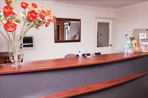 Advance Motel - eAccommodation 6