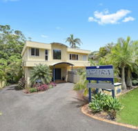 Azura Beach House BB - eAccommodation
