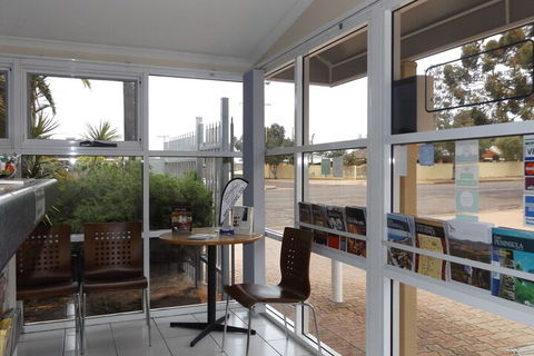 Acacia Ridge Motor Inn - eAccommodation 1