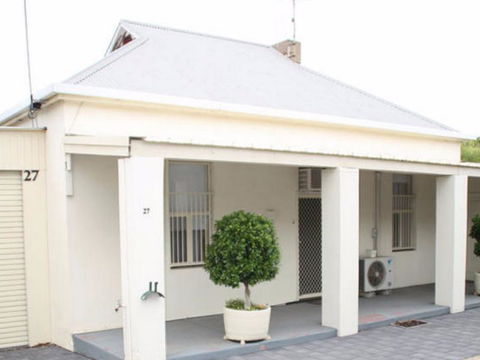 Squatters Cottage - eAccommodation 3