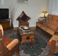 Cottage on Tottenham - eAccommodation