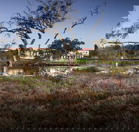 Swan River Hotel - eAccommodation