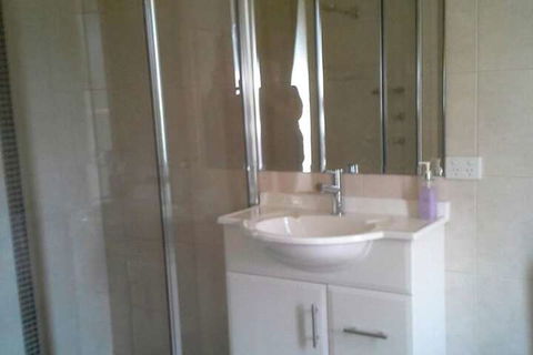 Gloucester On Avon Bed & Breakfast - eAccommodation 6