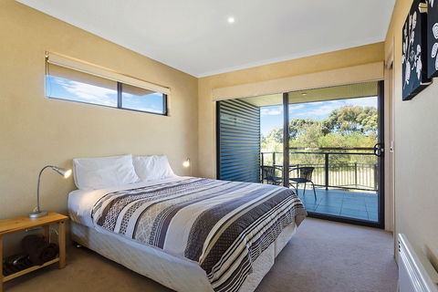 Saltwater Apartments - eAccommodation 3