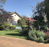 Country Apartments - eAccommodation