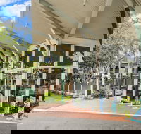 Koala Court Holiday Apartments - eAccommodation