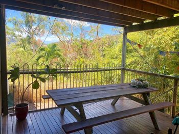 Airlie Beach Pet Friendly 3 Bedrooms - eAccommodation 5