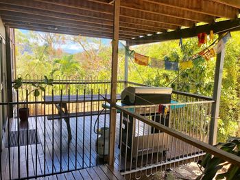 Airlie Beach Pet Friendly 3 Bedrooms - eAccommodation 3