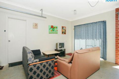 All Seasons Port Elliot Holiday House - eAccommodation 2
