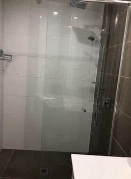 Apartment At Crown - eAccommodation 2