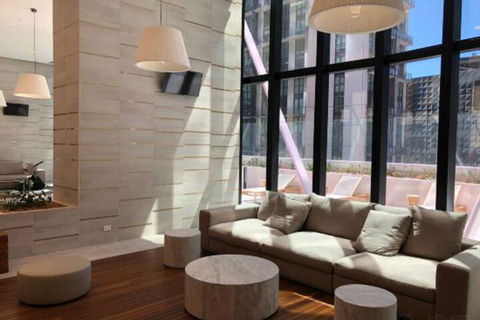 Avanti Two Bedroom View Apartment Floor 44 CBD - eAccommodation 6
