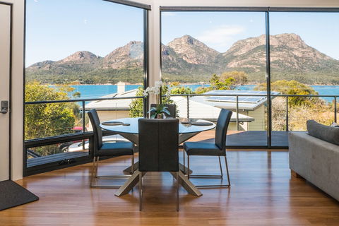 At The Bay - eAccommodation 2