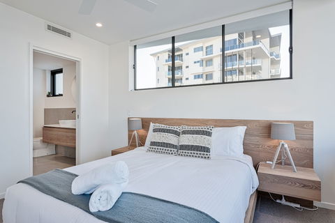 Allure Mooloolaba - eAccommodation 3