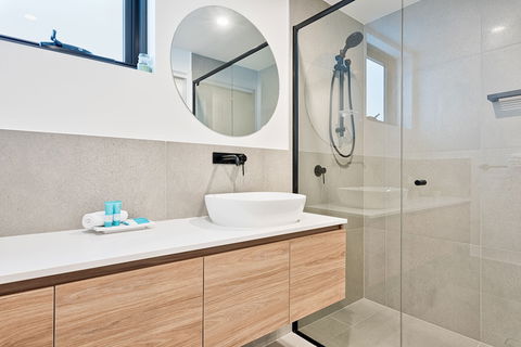 Allure Mooloolaba - eAccommodation 2