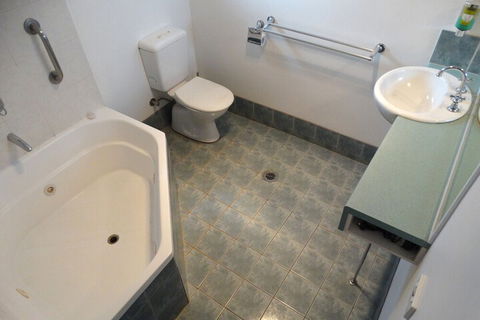 MAS Country Colonial Motor Inn - eAccommodation 2