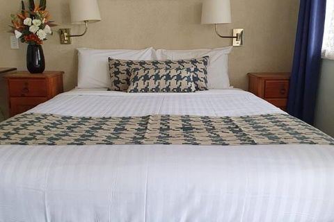 MAS Country Colonial Motor Inn - eAccommodation 7