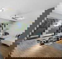 Smart Budget Retreat - eAccommodation