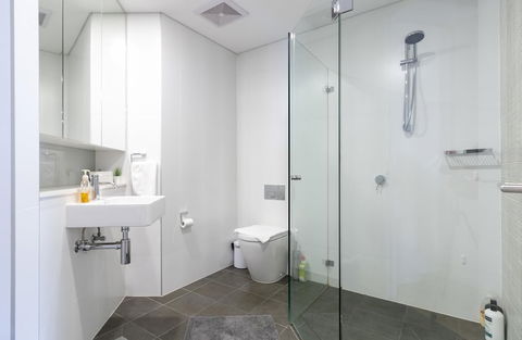 C16 Darling Harbour 2 BDR APT - eAccommodation 3