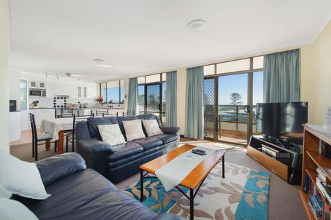 Akuna 23 6 Joffre Street - eAccommodation 1