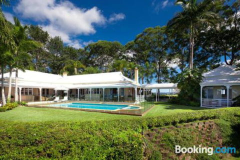 Sunrise At Sanquar Noosa Hinterland - eAccommodation 2