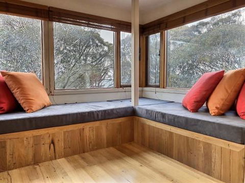 Alpine Walkabout Alpine Getaways - eAccommodation 6