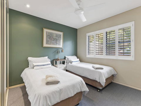 Aqua Shores Penthouse - eAccommodation 6