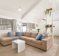 Little Kingsley Beach House 59A Kingsley Drive - eAccommodation