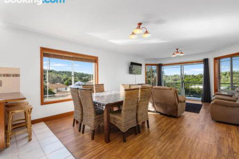 Surf Mist - eAccommodation 1